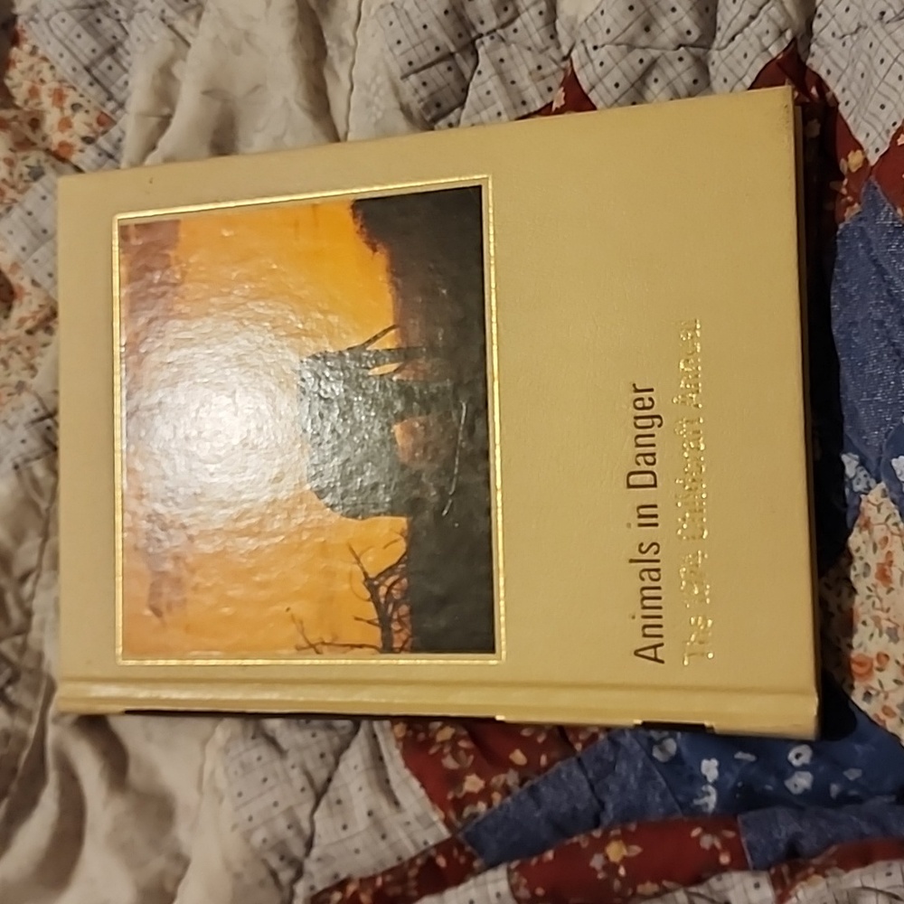 The 1974 Childcraft Annual Animals In Danger Hardcover